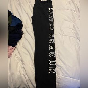 Large Black Under Armour Leggings